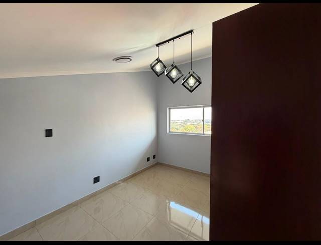 3 BEDROOM APARTMENT TO LET IN UMHLANGA RIDGE